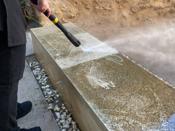 Best Roof Power Washing Services  in Belle Plaine, IA